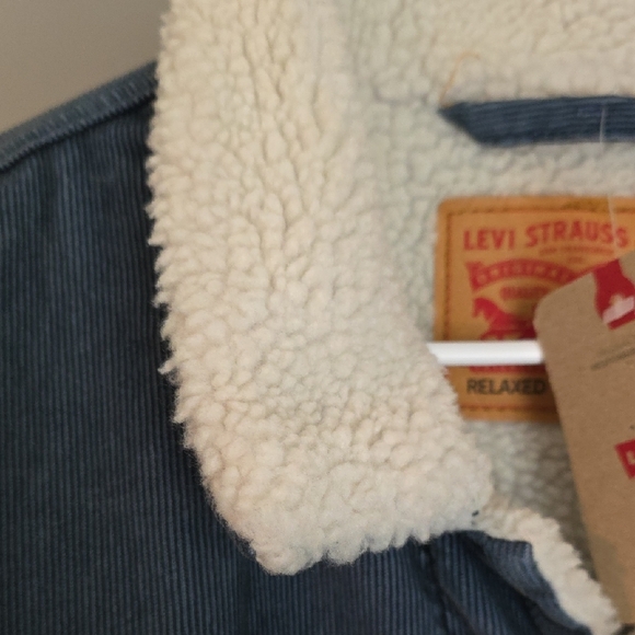 🆕️ Levi's Jacket - Classic Blue Corduroy Trucker Jacket with Sherpa Lining NWT - Picture 4 of 12